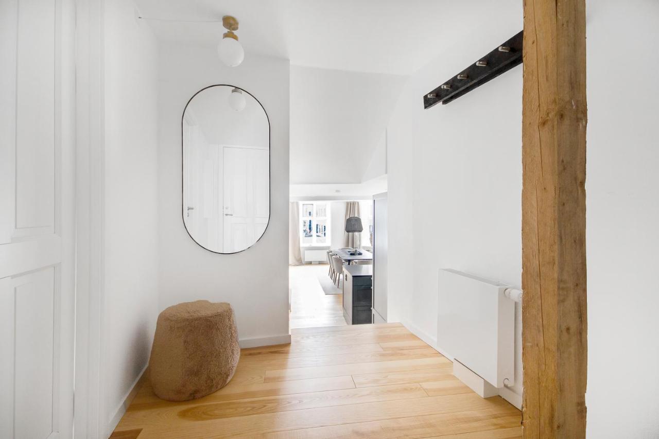 Sanders Regent - Popular Three-bedroom Near Square *