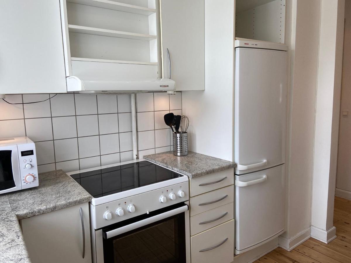 Bright 2-bedroom In Sophisticated Frederiksberg Apartment Copenhagen