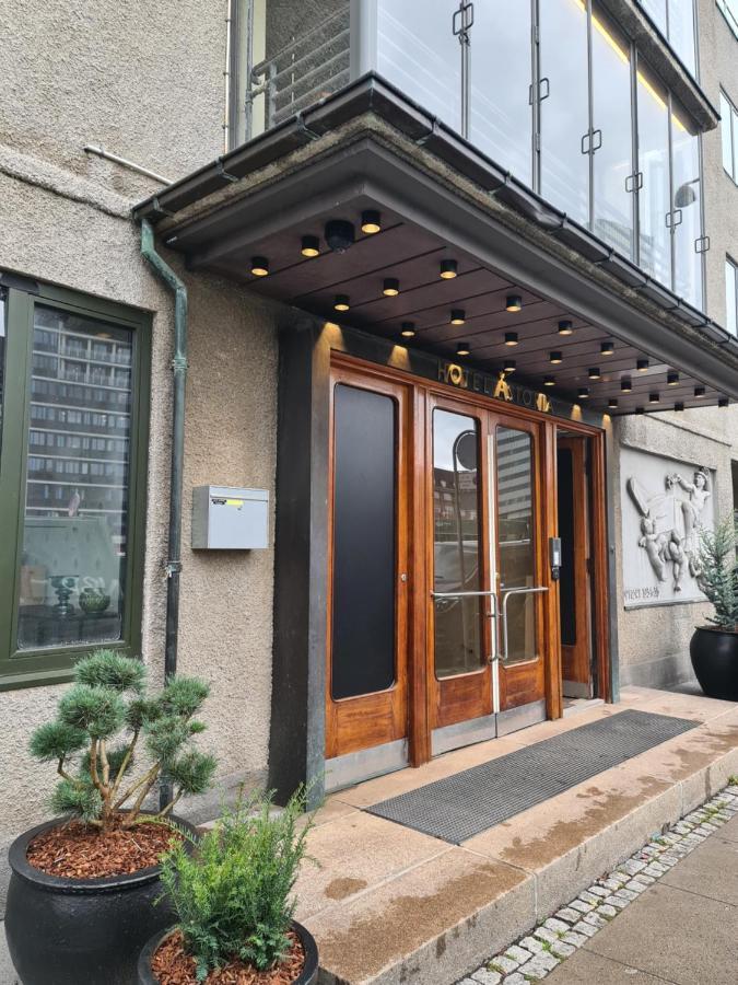 Astoria, Western Signature Collection 3*