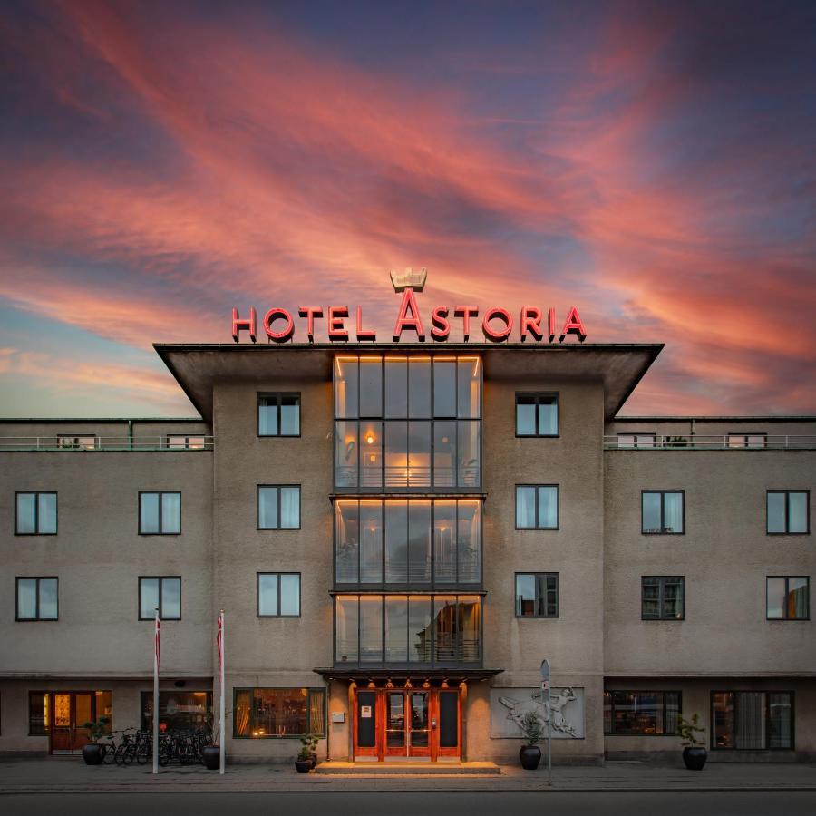 Astoria, Best Western Signature Collection Hotel