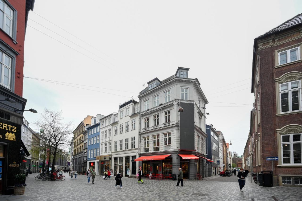 Sanders Merchant - Lovely Two-bedroom In Center Of Apartment