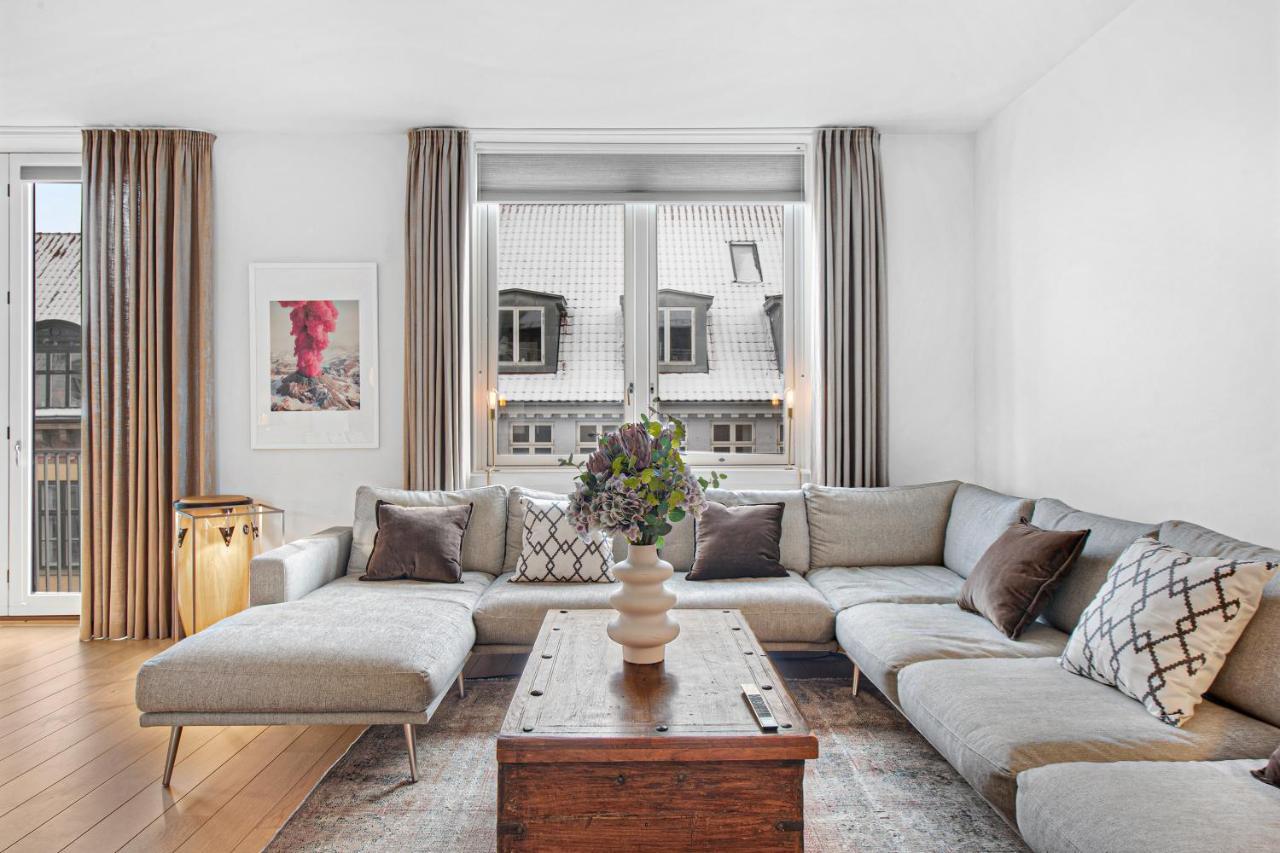 Apartment Sanders Monarch - Charming One-bedroom With Two Balconies *