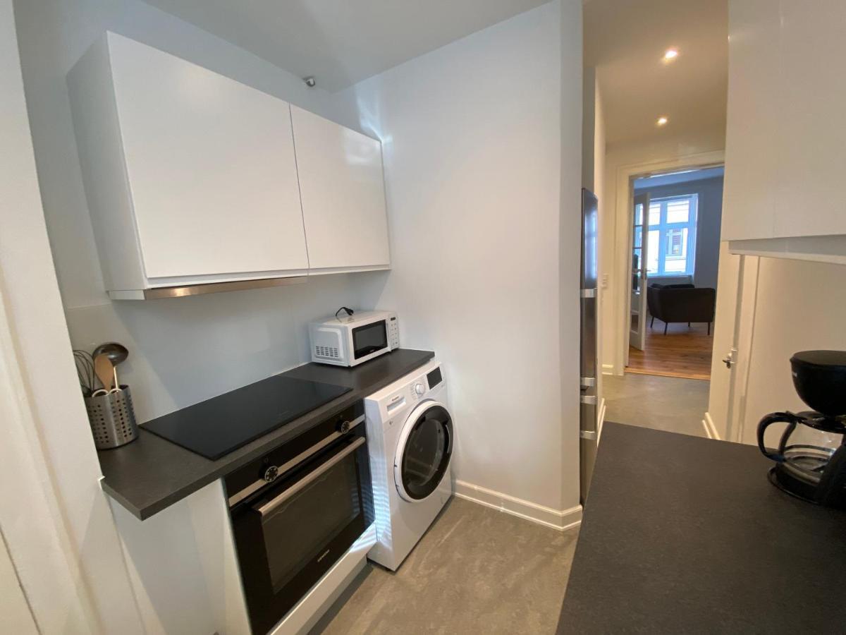 Bright 2-bedroom In Elegant Osterbro Appartamento