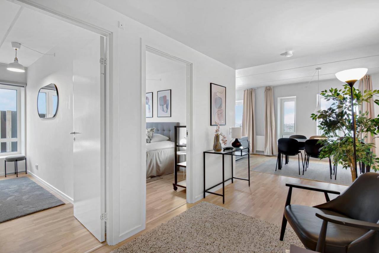 Two-bedroom With Amazing View And Sunny Balcony Next To Royal Arena