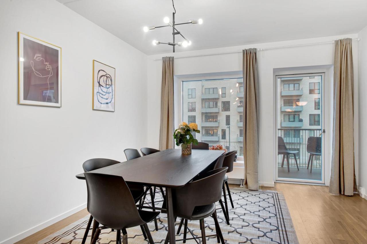 Modern 3-bedroom Near Metro Station In Orestad Copenhague