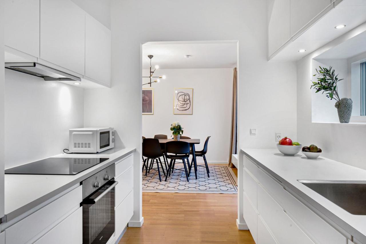 Modern 3-bedroom Near Metro Station In Orestad