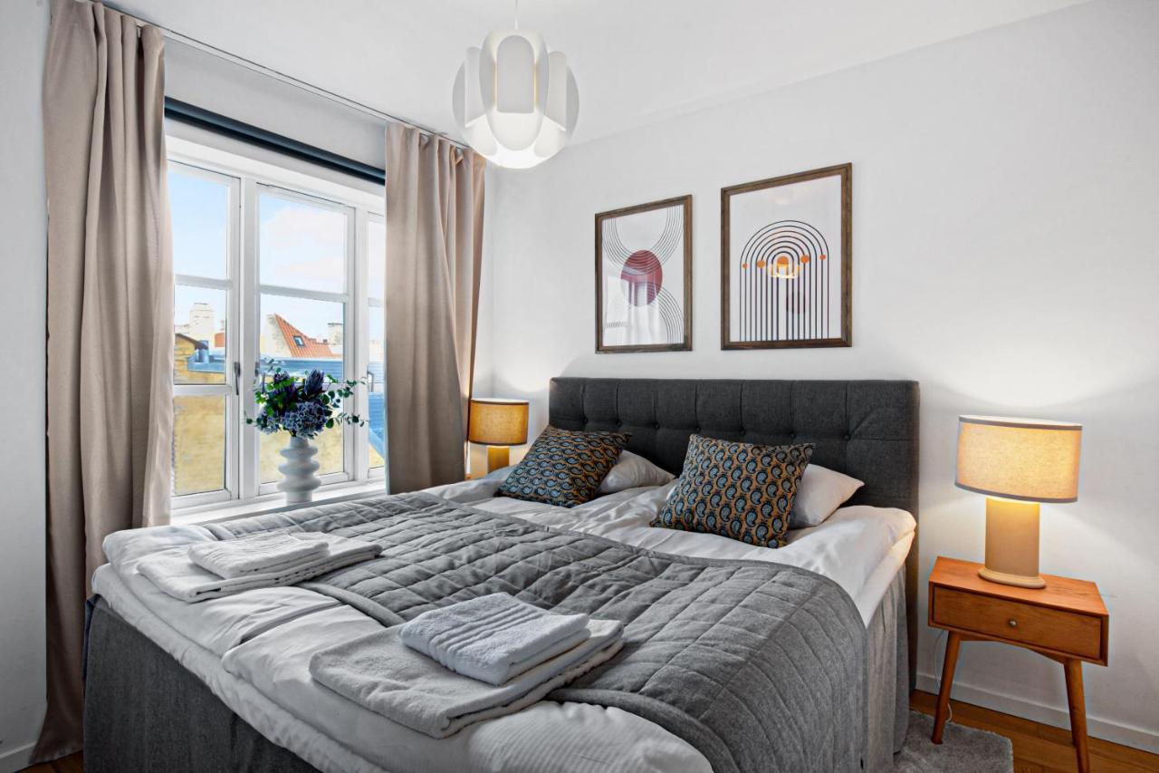 Sanders Haven - Lovely Two-bedroom In Historical Appartamento