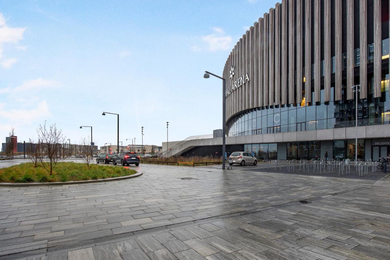 Two-bedroom With Amazing View And Sunny Balcony Next To Royal Arena Copenhagen