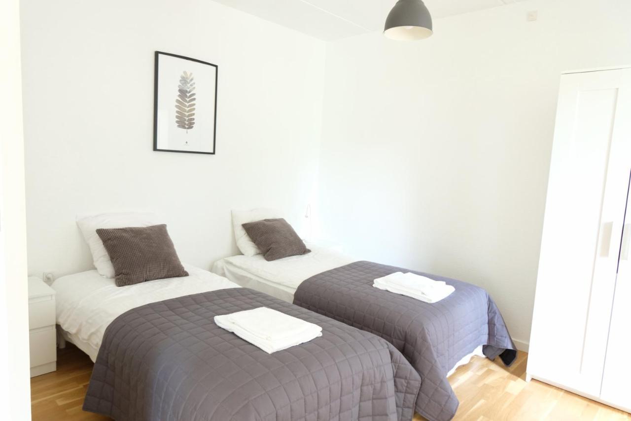 Three Bedroom In S, Edvard Thomsens Vej 81 Apartment