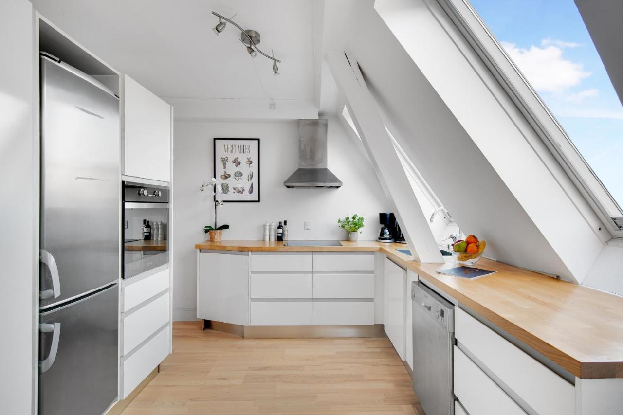 Sanders Leaves - Cute One-bedroom With A Large Rooftop Terrace *