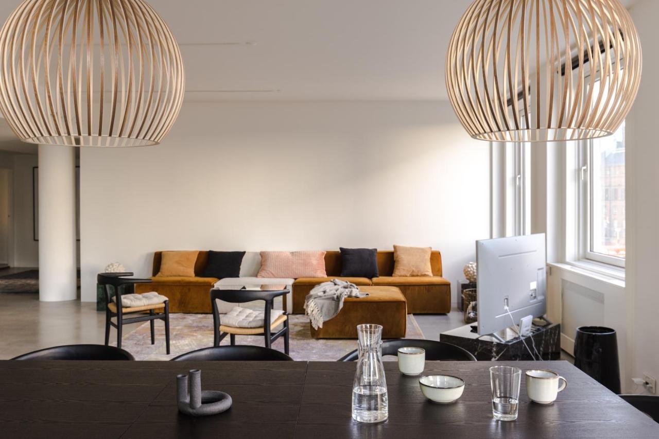 Next To Tivoli - Luxury Apt - Scandinavian Design * Copenhagen