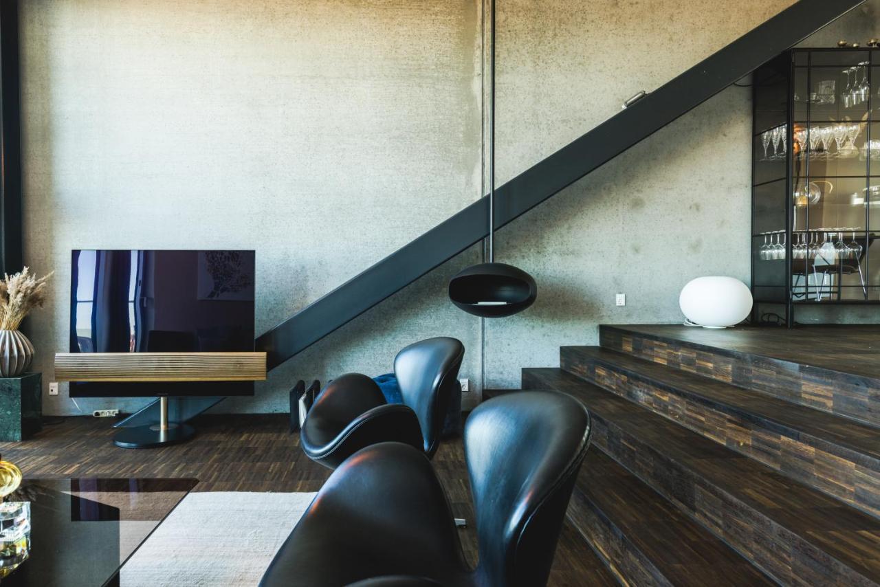 Huoneisto Luxury Harbourfront Penthouse With Private Rooftop Kööpenhamina
