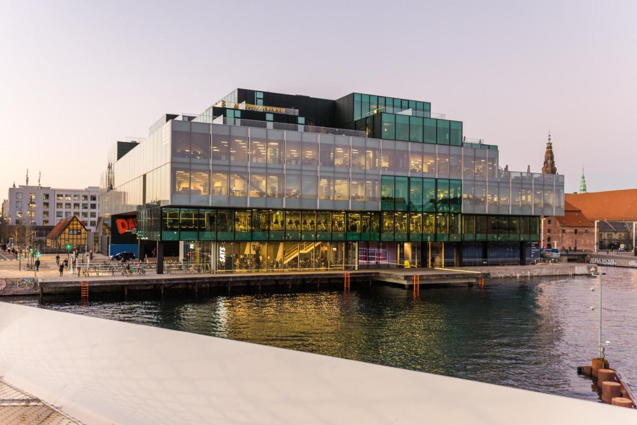 Luxury Harbourfront Penthouse With Private Rooftop Copenhagen