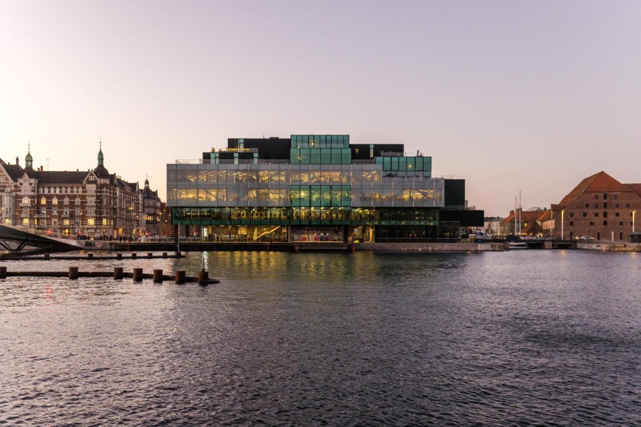 Luxury Harbourfront Penthouse With Private Rooftop Appartement *