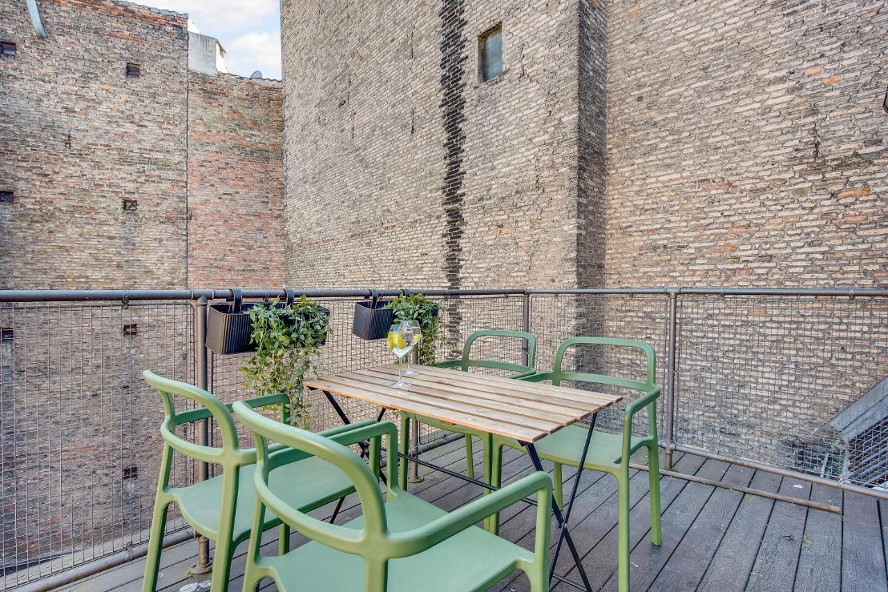 Sanders Main - Endearing Two-bedroom Duplex With A Balcony Next To Magical Nyhavn *