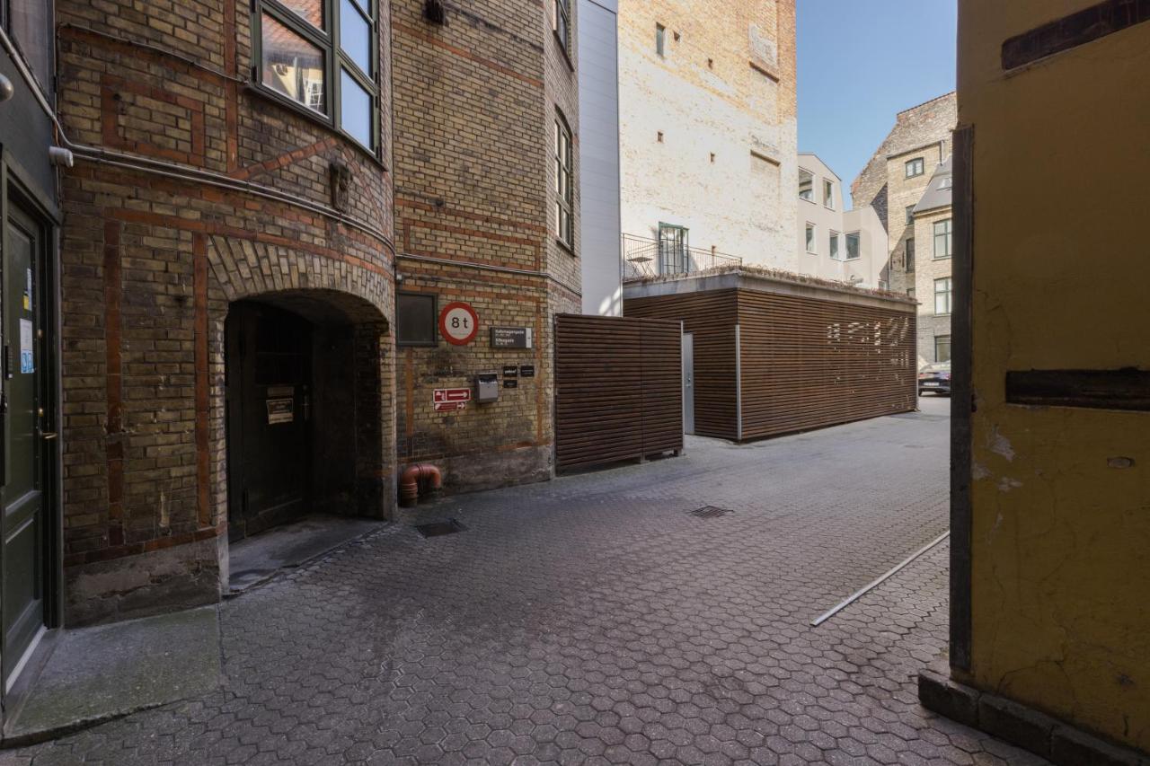 Beautiful Flats On Stroget In Center Apartment