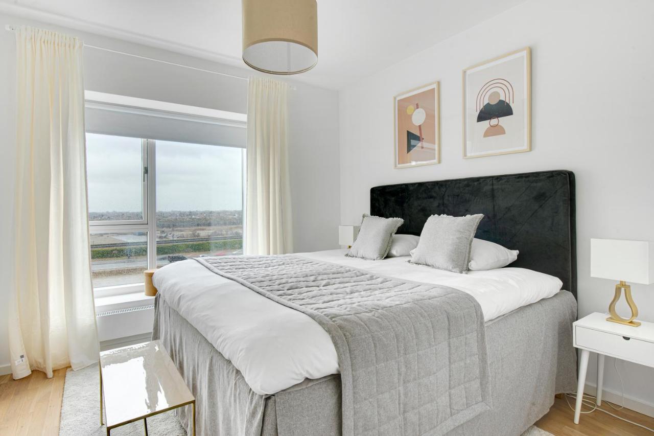 Apartment Sanders Arena - Lovely Three-bedroom Close To Metro Station