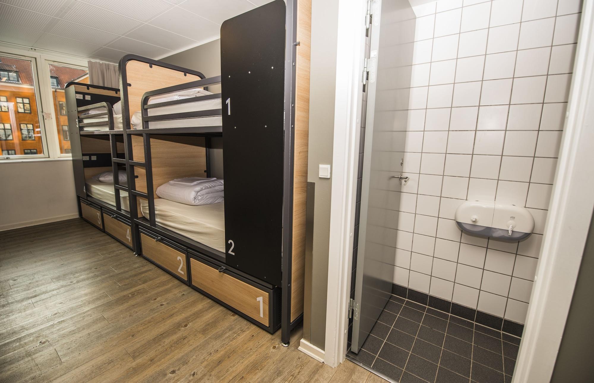 Hostel Generator *