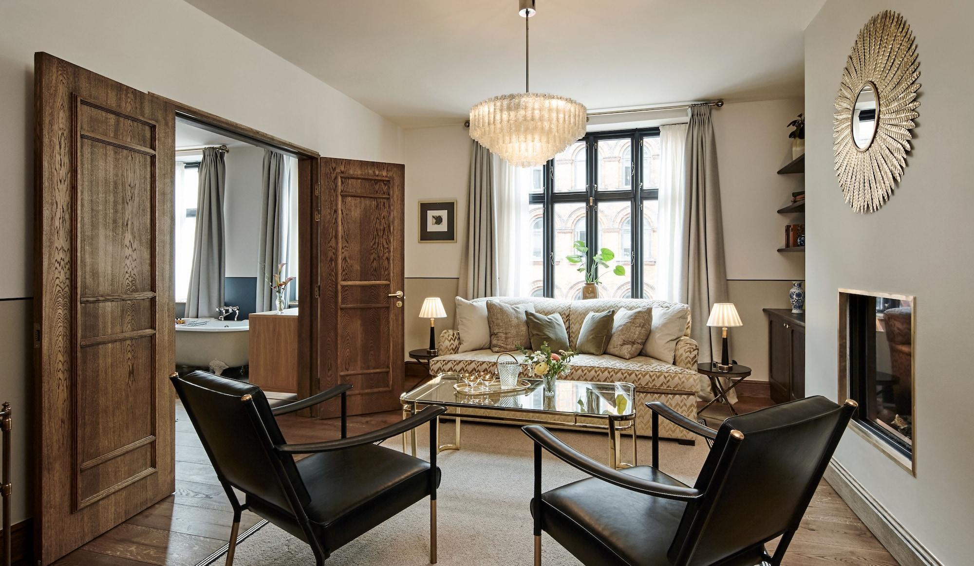 Sanders Hotel 5*