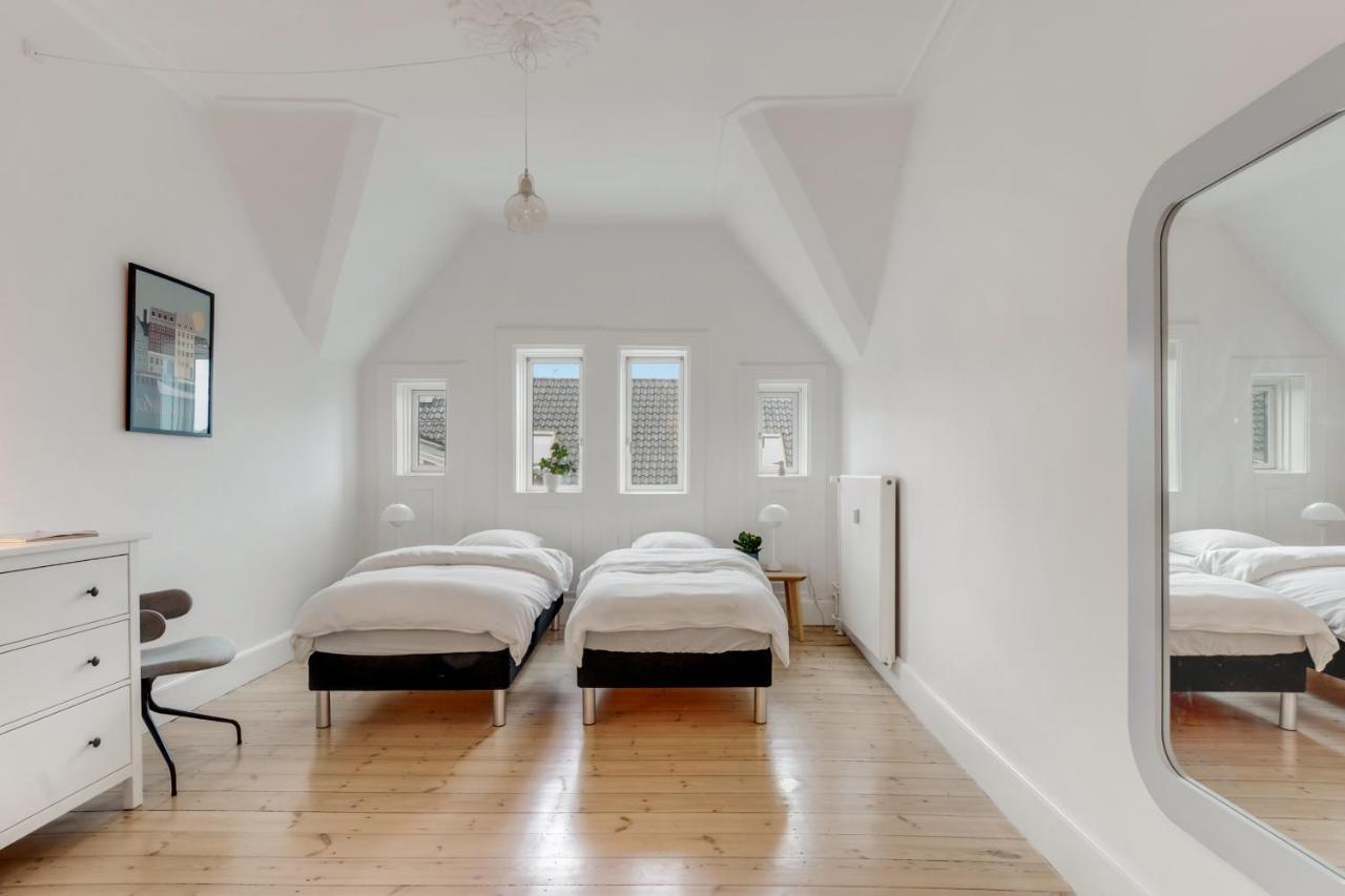 250 Sqm Smack Bang In The Center Of Lejlighed *