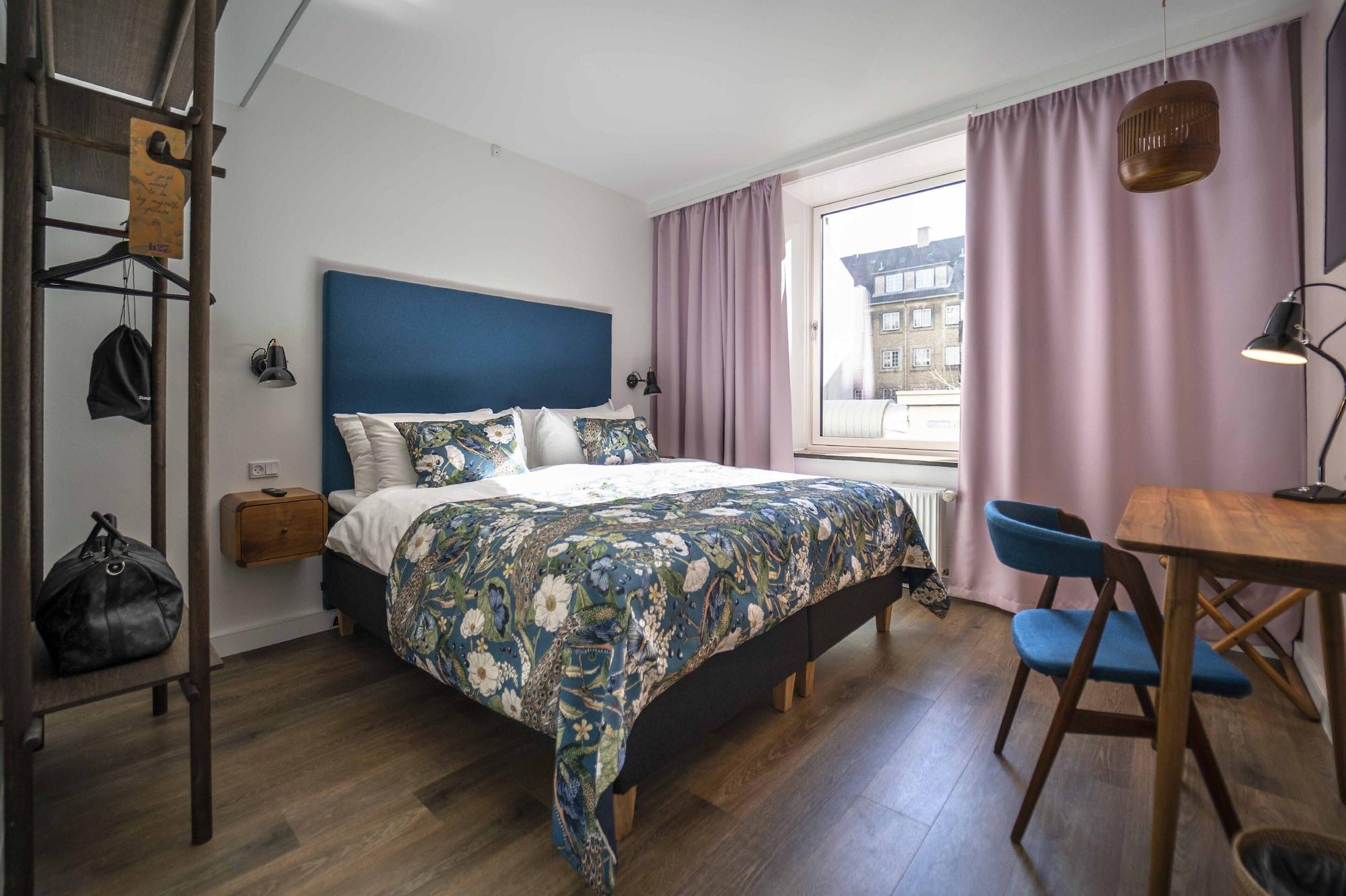 Hotel One