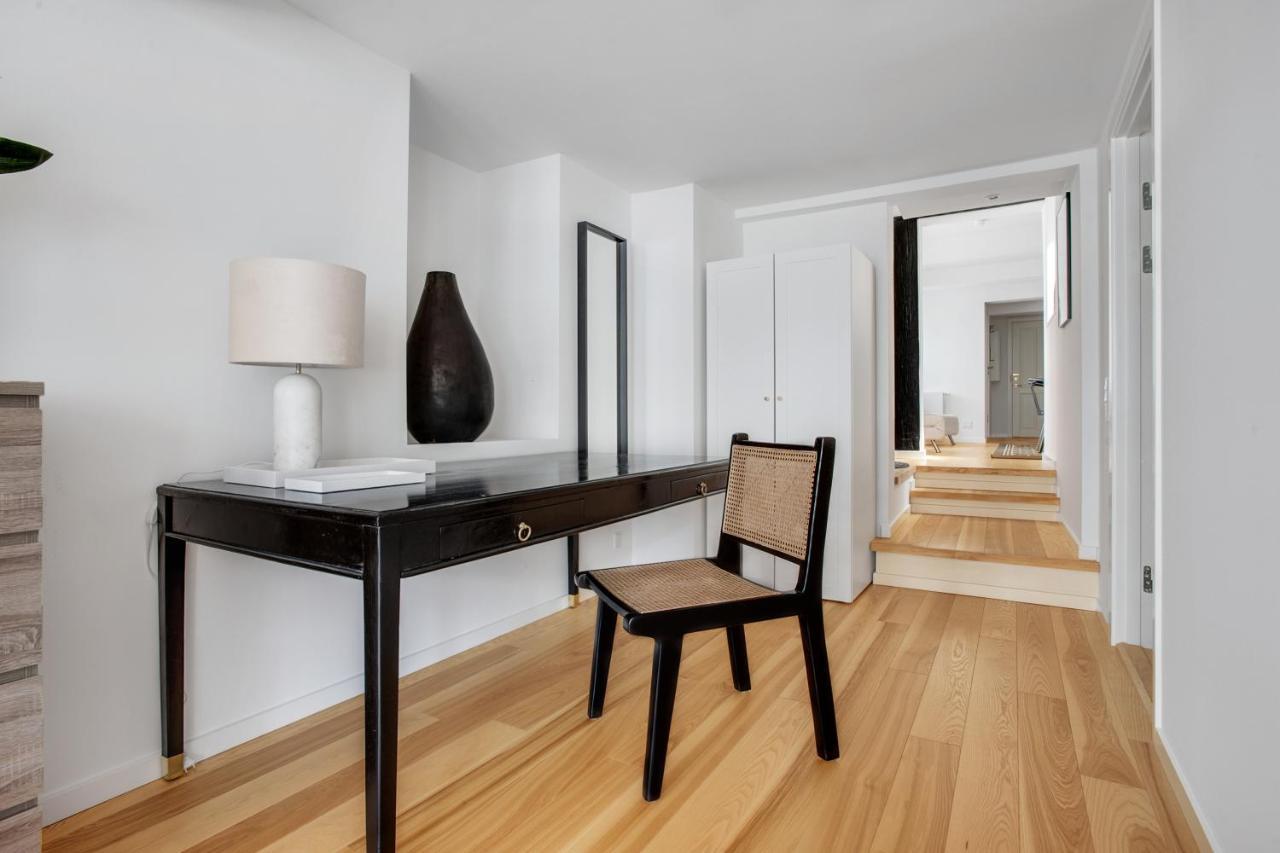 Sanders Regent - Precious One-bedroom Near Square Apartment