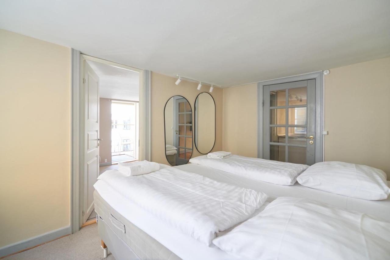Balcony Apt - Center, 50m To The Metro Copenhaga