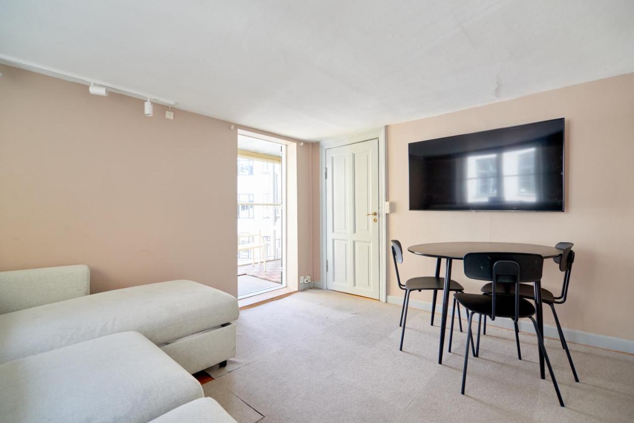 Apartamento Balcony Apt - Center, 50m To The Metro
