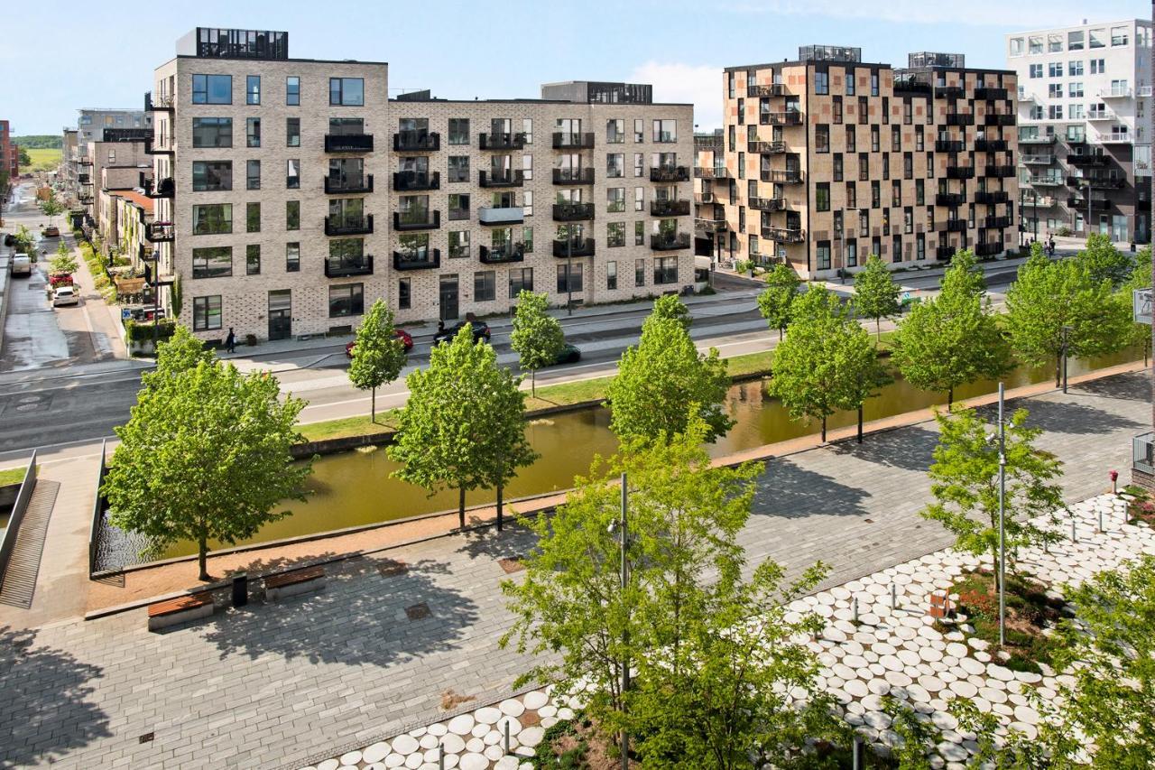 Sanders Arena - Adorable Two-bedroom Close To Metro Station Apartment Copenhagen