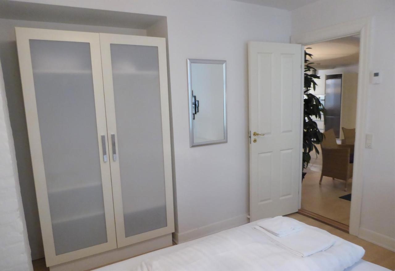 Apartment Modern 2-bedroom In Historic City Center
