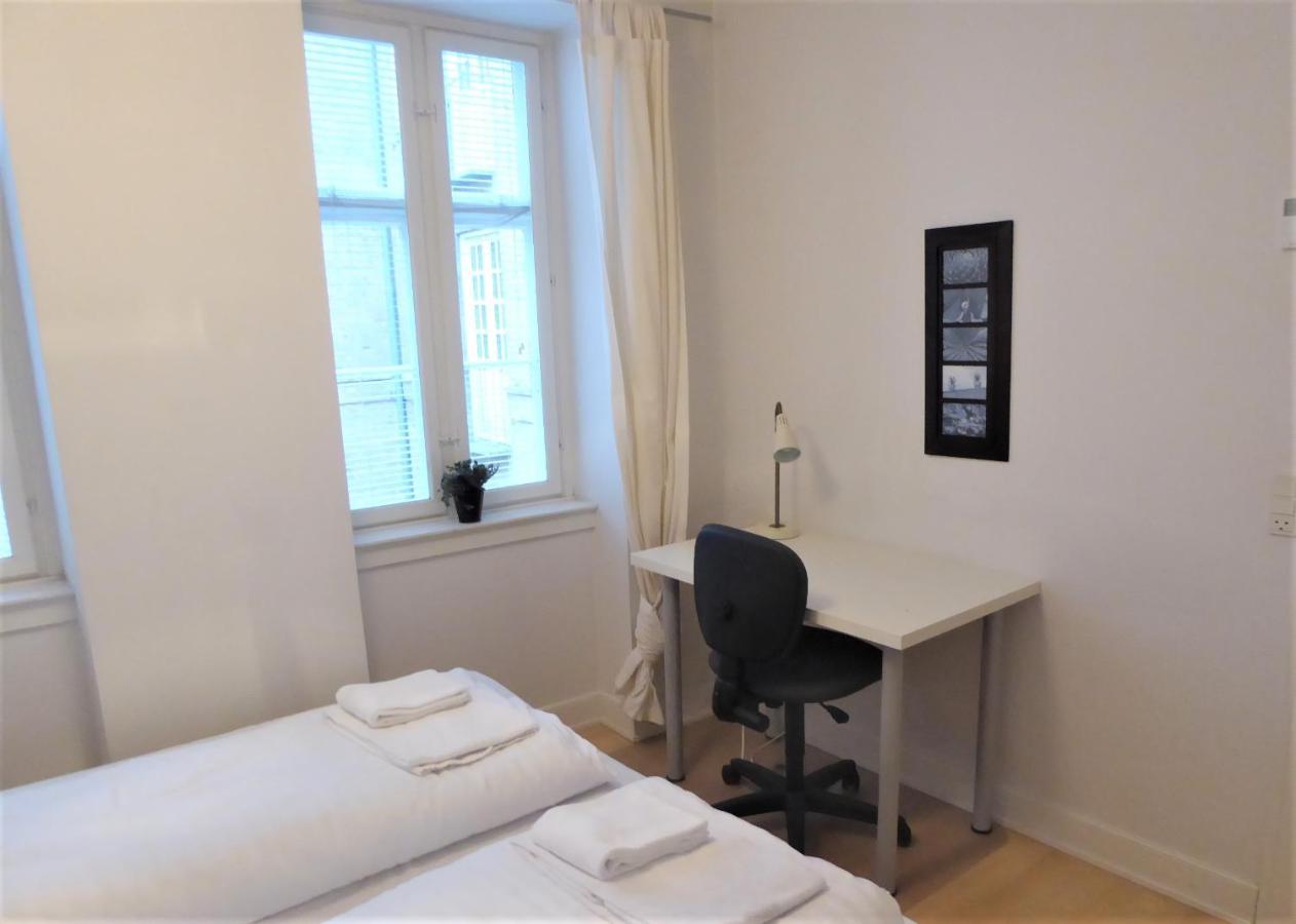 Apartment Modern 2-bedroom In Historic City Center *