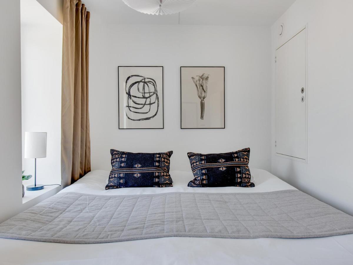 Apartment Sanders Field's - Chic Three-bedroom Townhouse With Private Terrace *