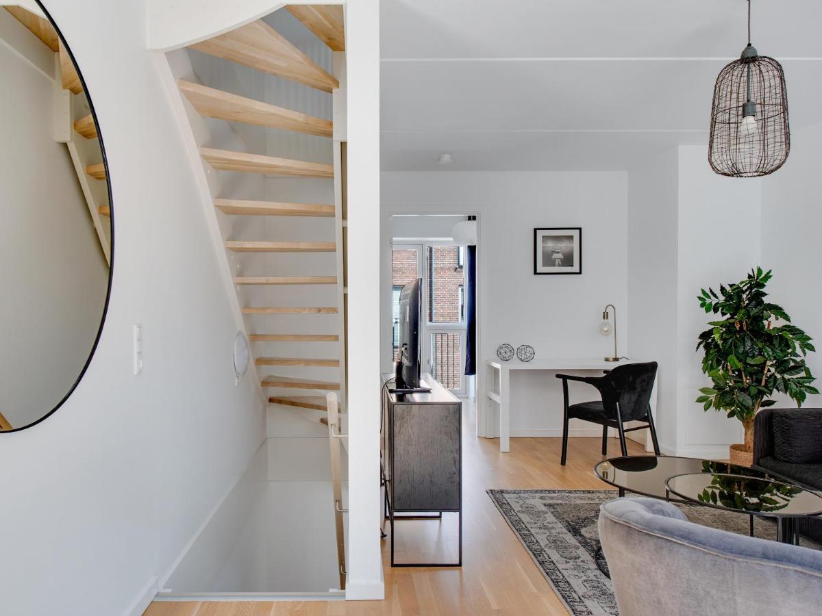 Sanders Field's - Chic Three-bedroom Townhouse With Private Terrace * Copenhagen