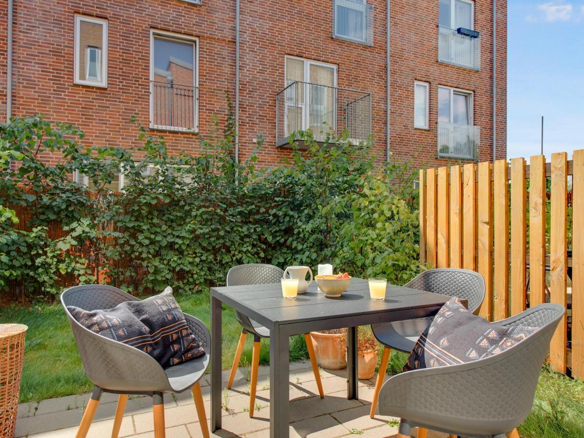 Sanders Field's - Chic Three-bedroom Townhouse With Private Terrace Apartment