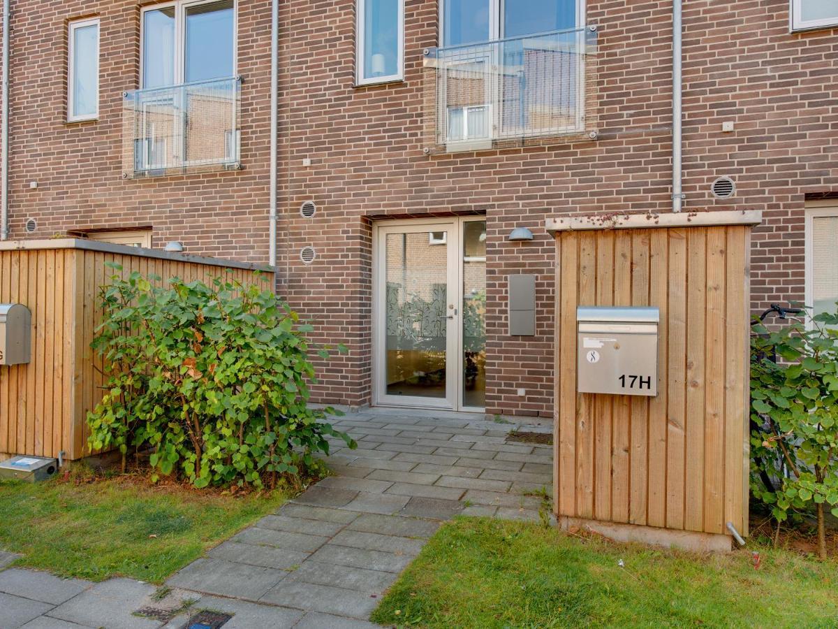 Sanders Field's - Chic Three-bedroom Townhouse With Private Terrace