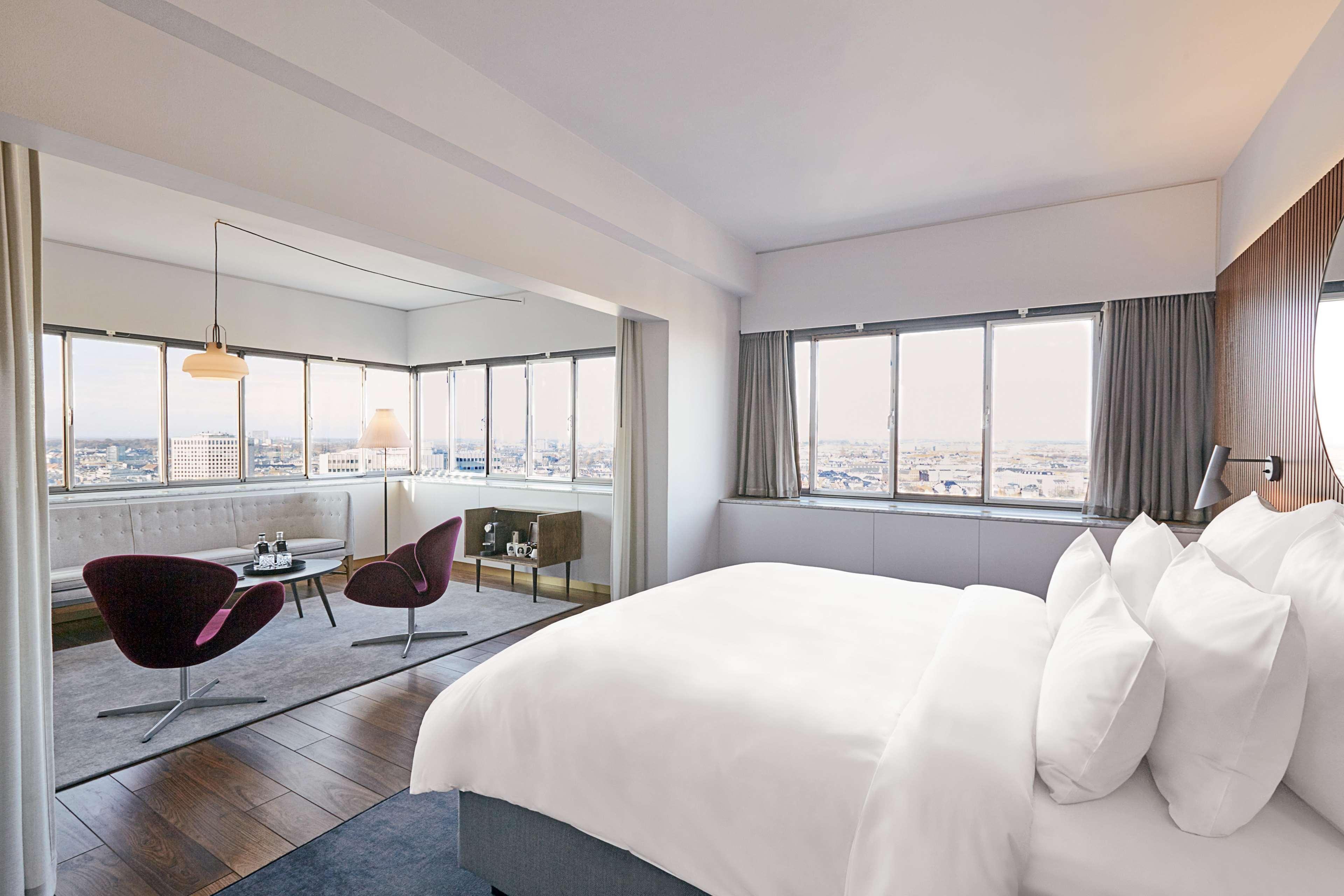 Radisson Collection Royal Hotel, Hotel 5*