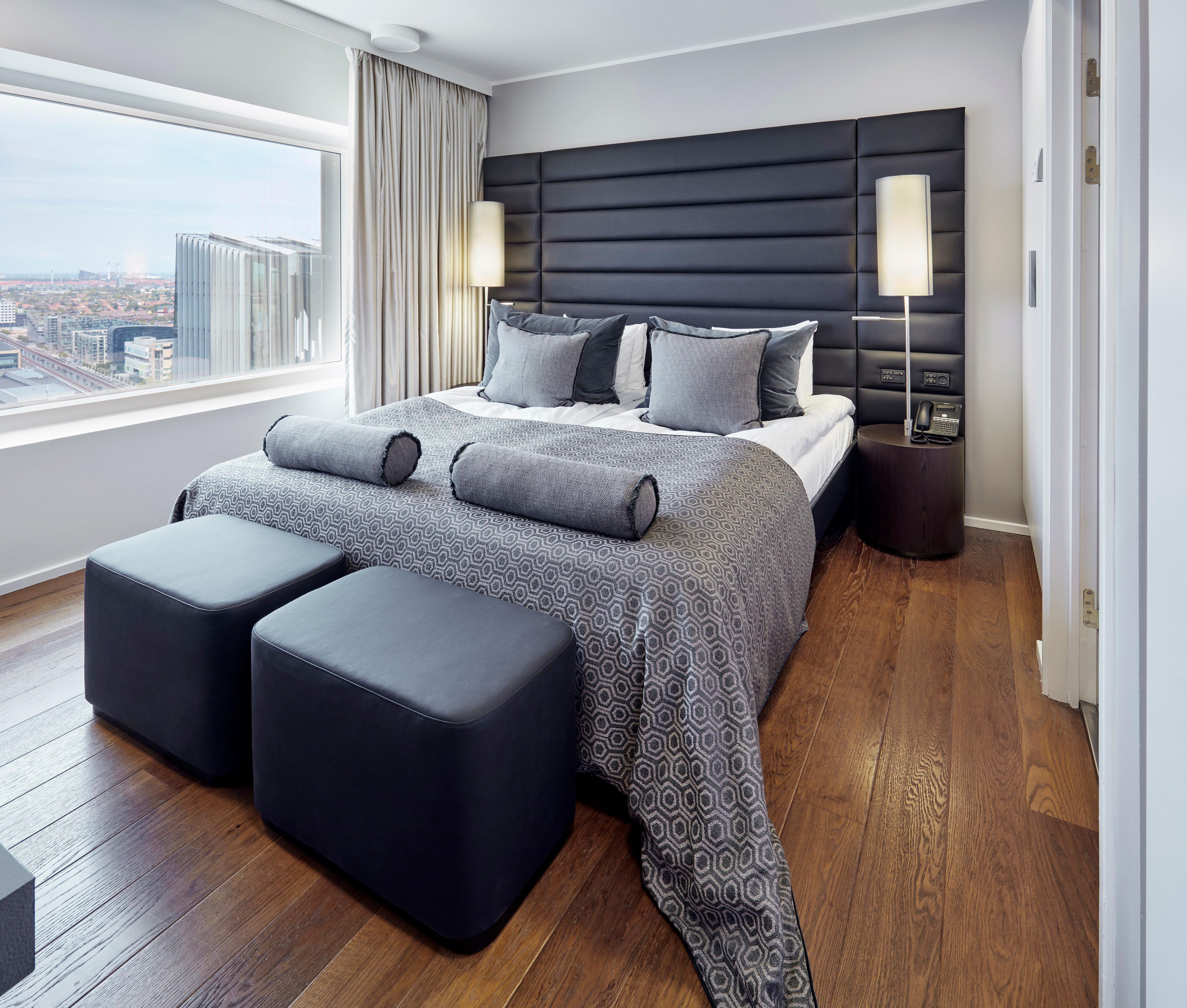 Crowne Plaza Towers By Ihg 4*