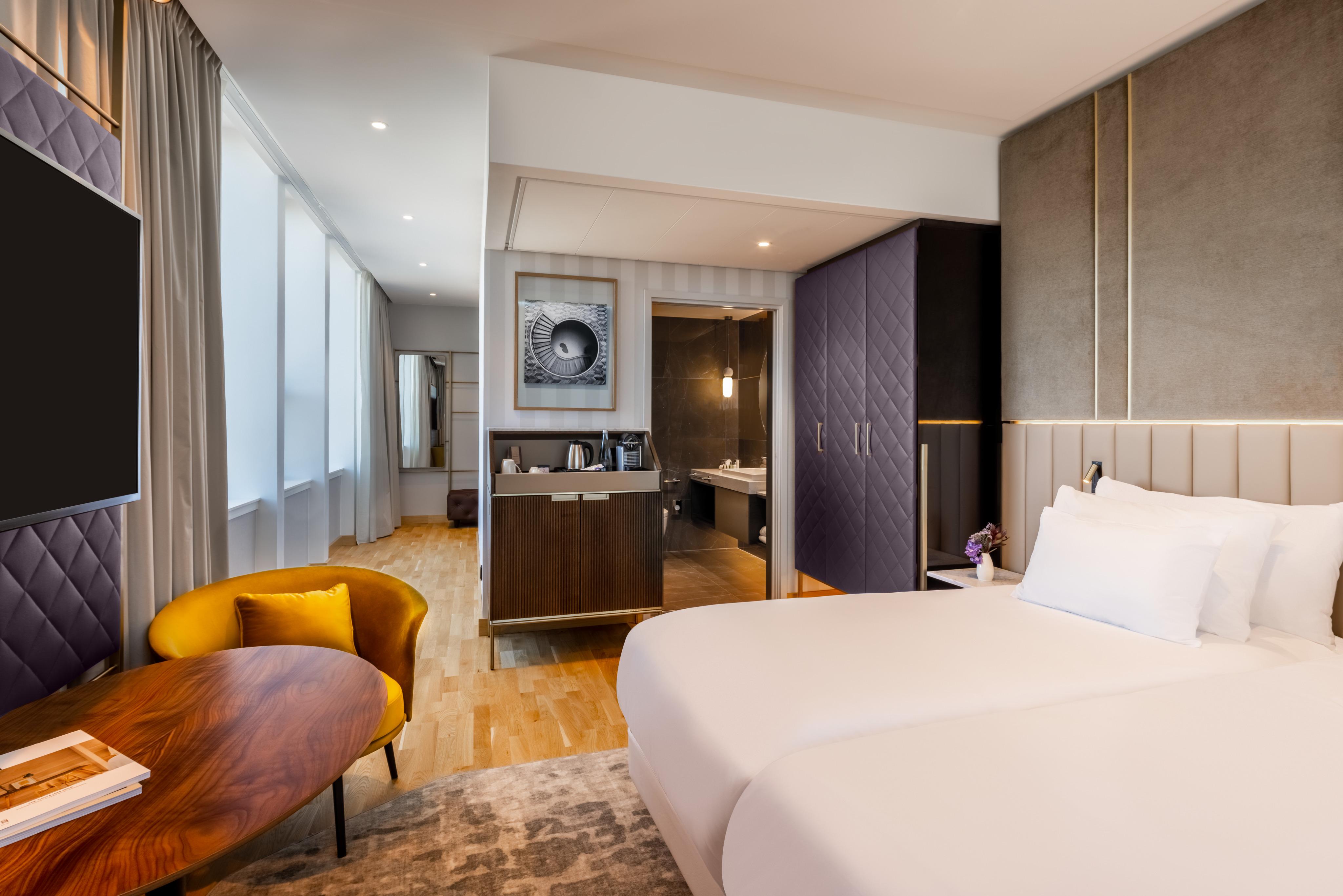 Nh Collection Hotel