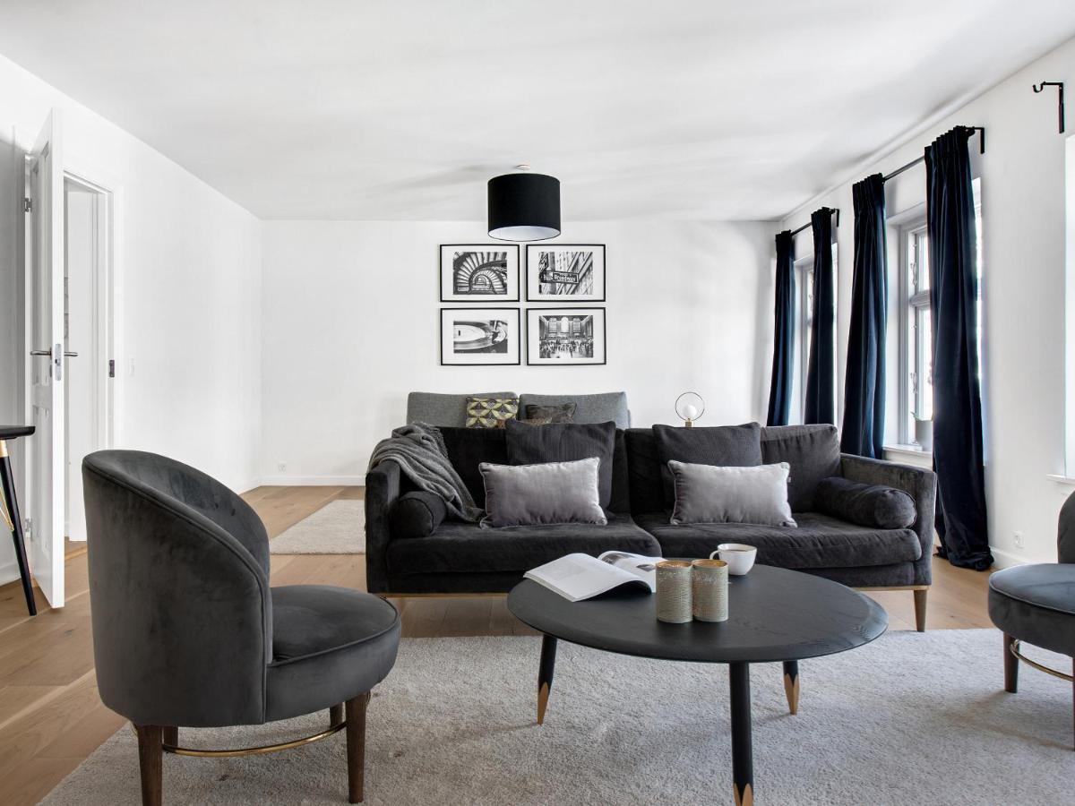 Sanders King Apartment *