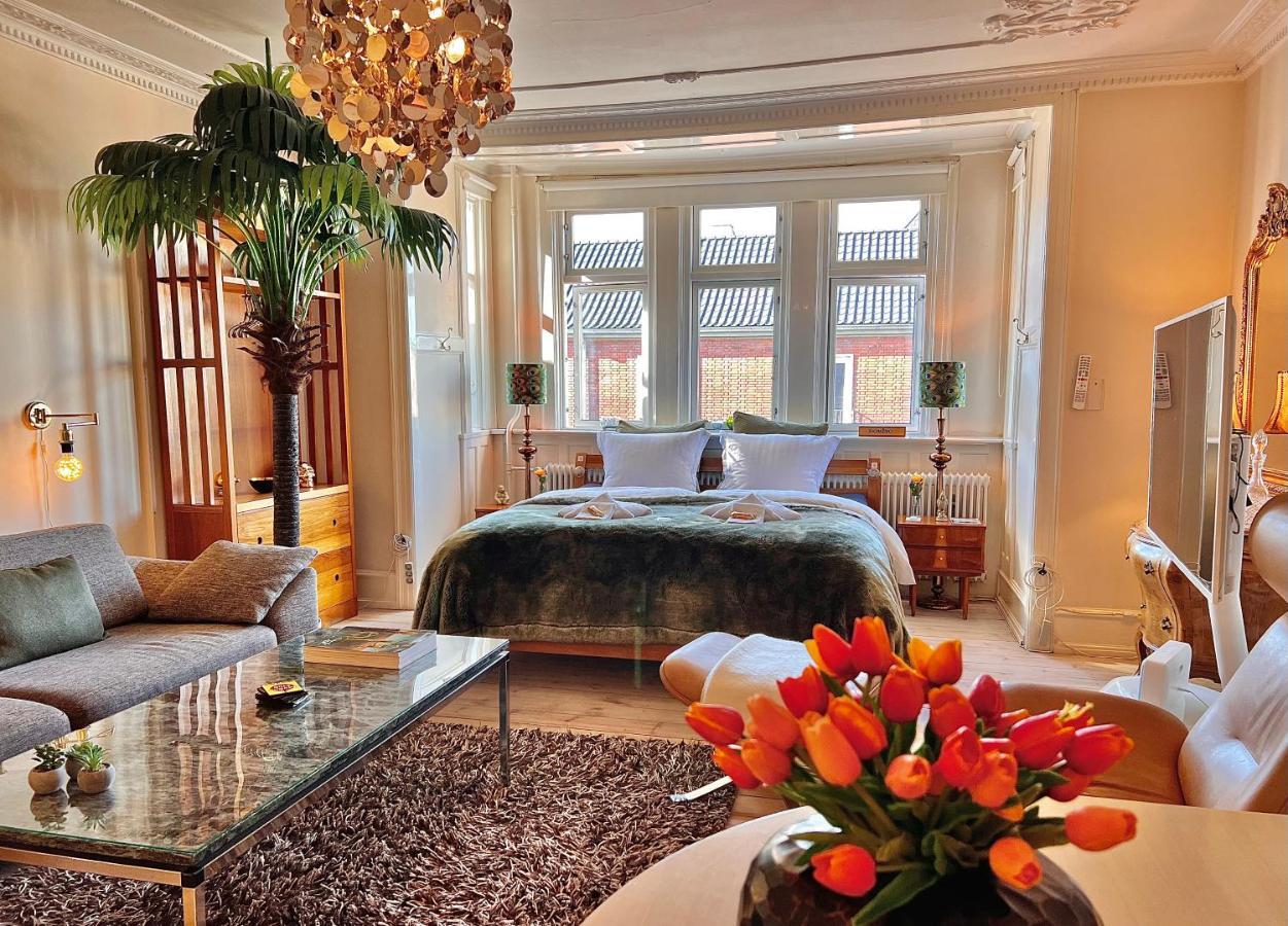 Four Individual Beautiful Spacious In Stylish Copenaghen