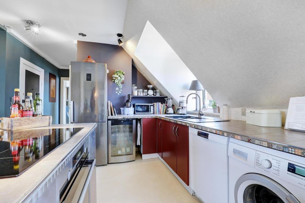 Cosy In Residential Part Of Copenhagen, With Free Street Parking And Shared Bathroom * Copenhague