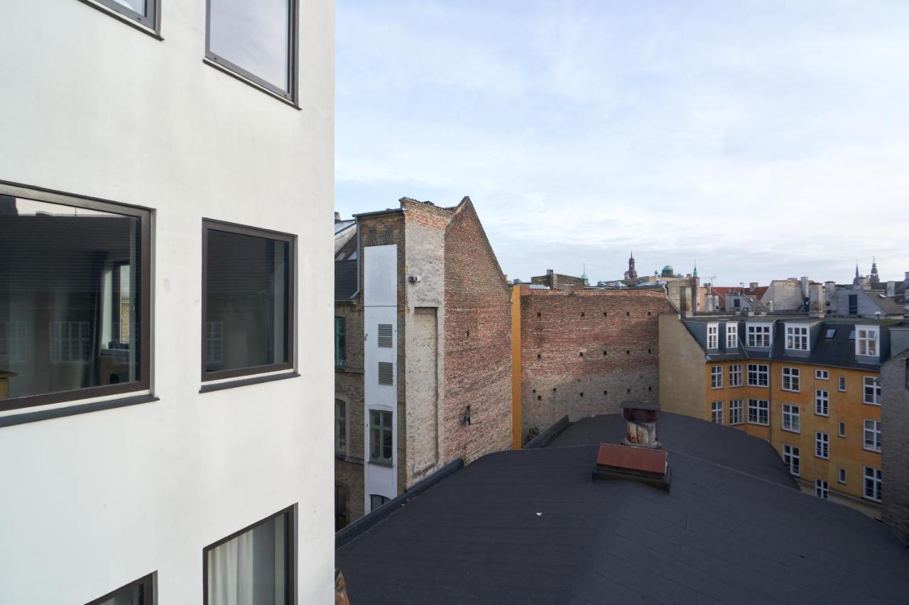 Stylish 2br W Private Balcony In Cph Centre *