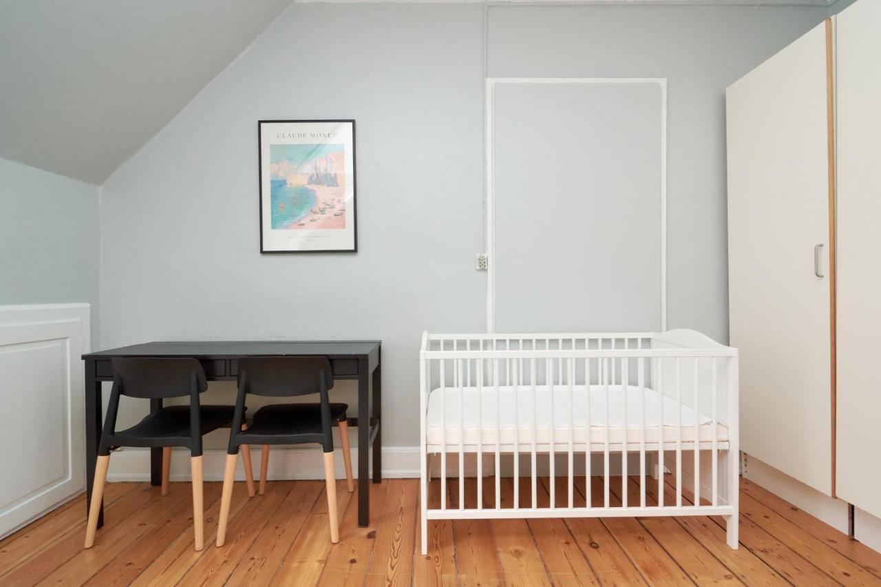 Apartamento Stylish 5 Person Flat In Vibrant Urban Area