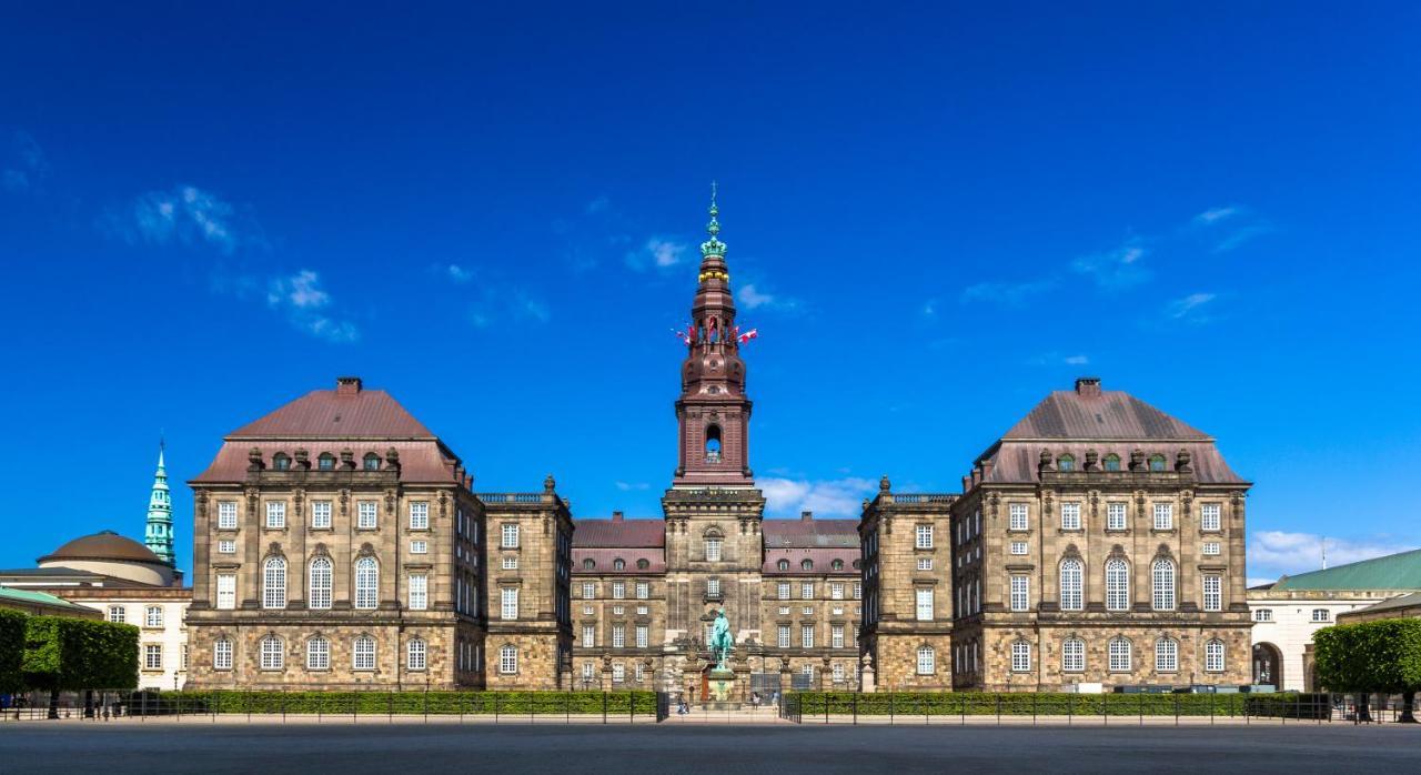 Stylish 2br W Private Balcony In Cph Centre Huoneisto
