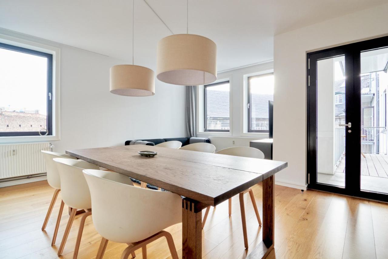 Huoneisto Stylish 2br W Private Balcony In Cph Centre