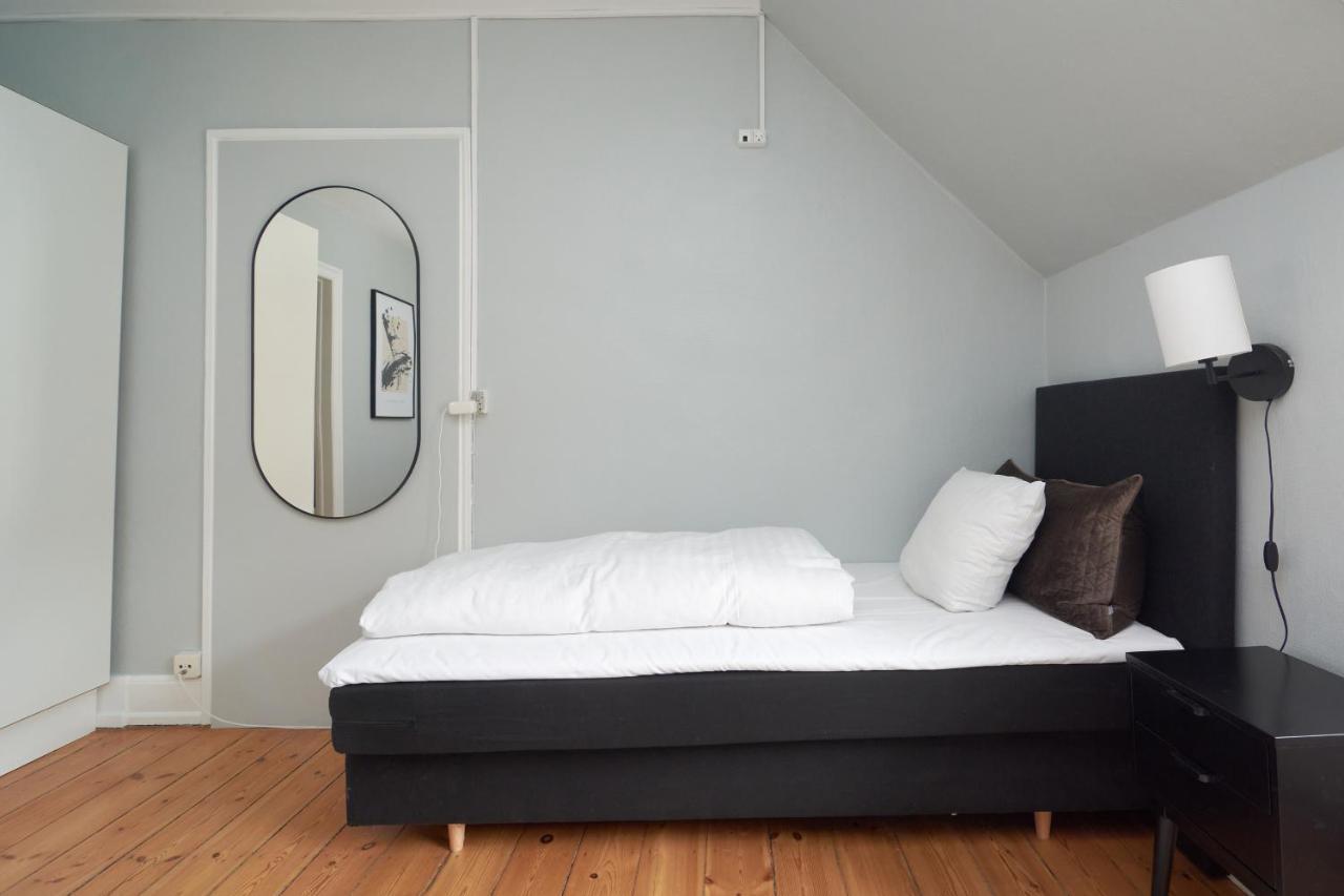 Stylish 5 Person Flat In Vibrant Urban Area Copenhague