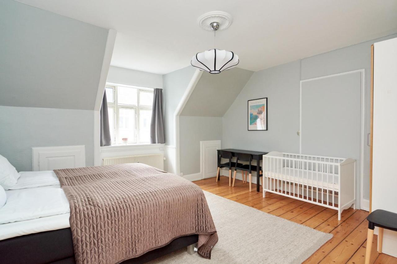 Stylish 5 Person Flat In Vibrant Urban Area Copenhague