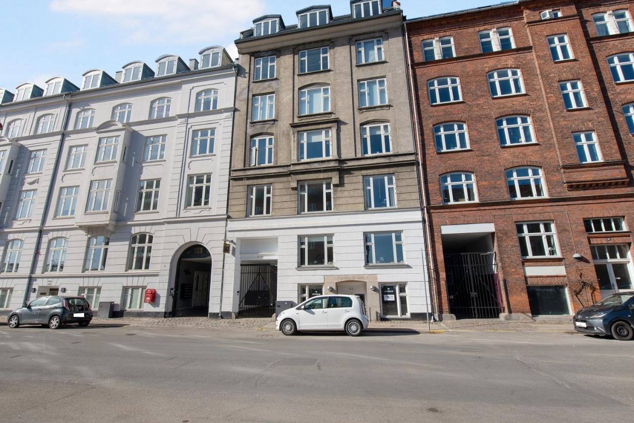 Sanders Frontier - Endearing Two-bedroom Near Royal Palace Appartement *