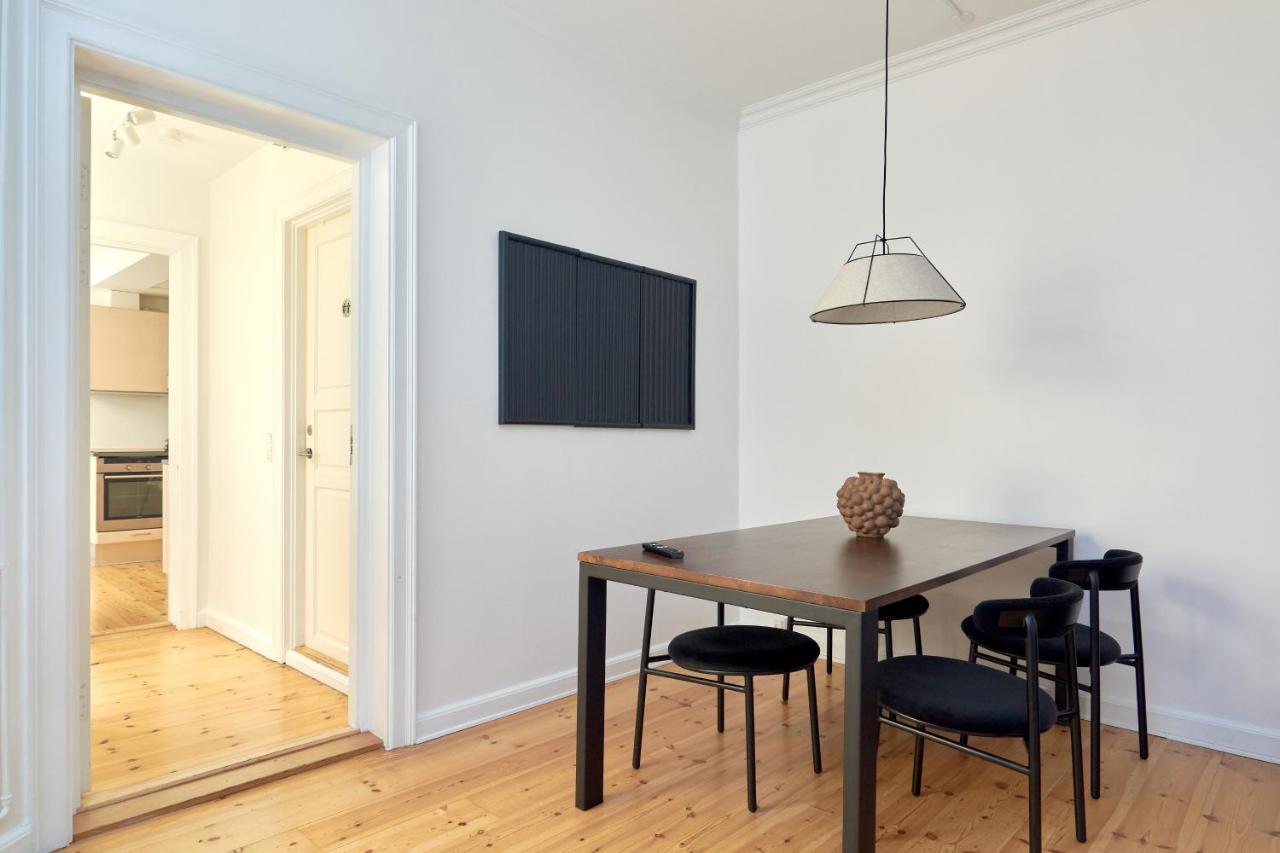 Huoneisto Spacious 3b W Double Beds Centre *
