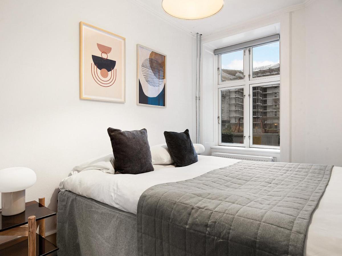 Huoneisto Sanders Stage - Enchanting Four-bedroom Near Nyhavn *